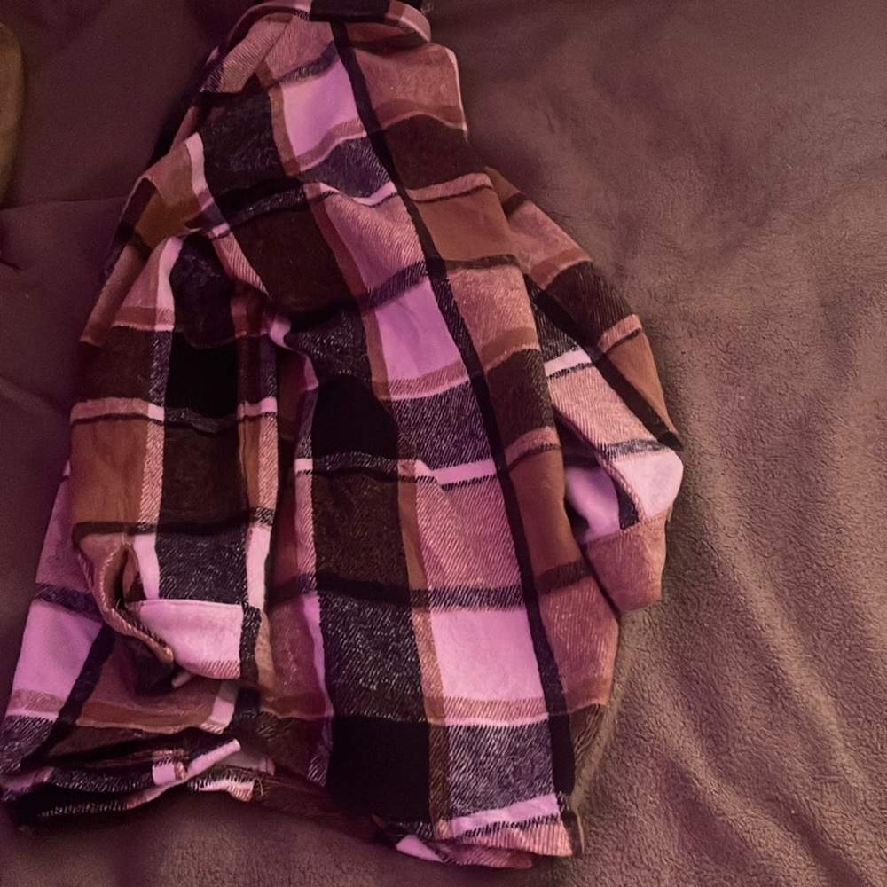 Brown , black, and white thick flannel